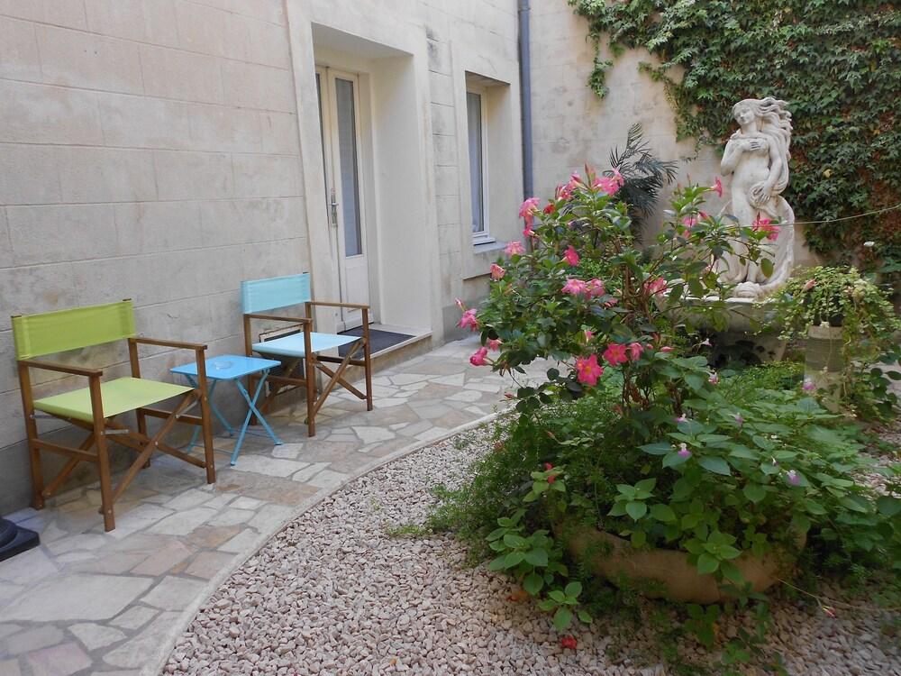 Hotel Le Medieval Palais Des Papes Avignon Exterior photo