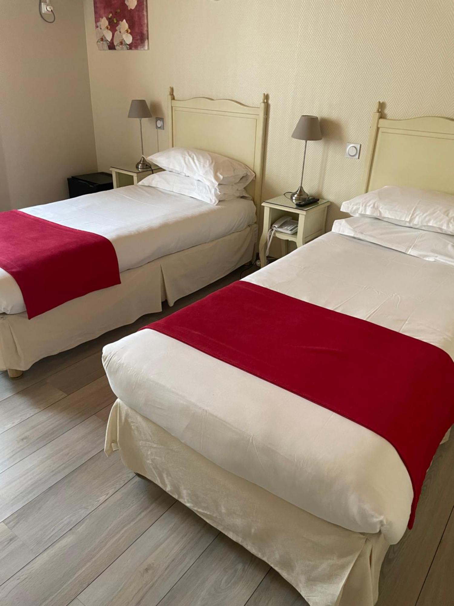 Hotel Le Medieval Palais Des Papes Avignon Exterior photo