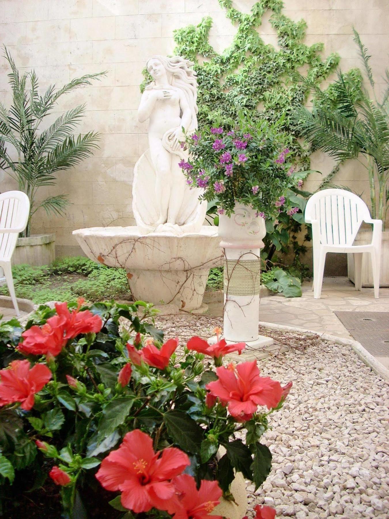 Hotel Le Medieval Palais Des Papes Avignon Exterior photo